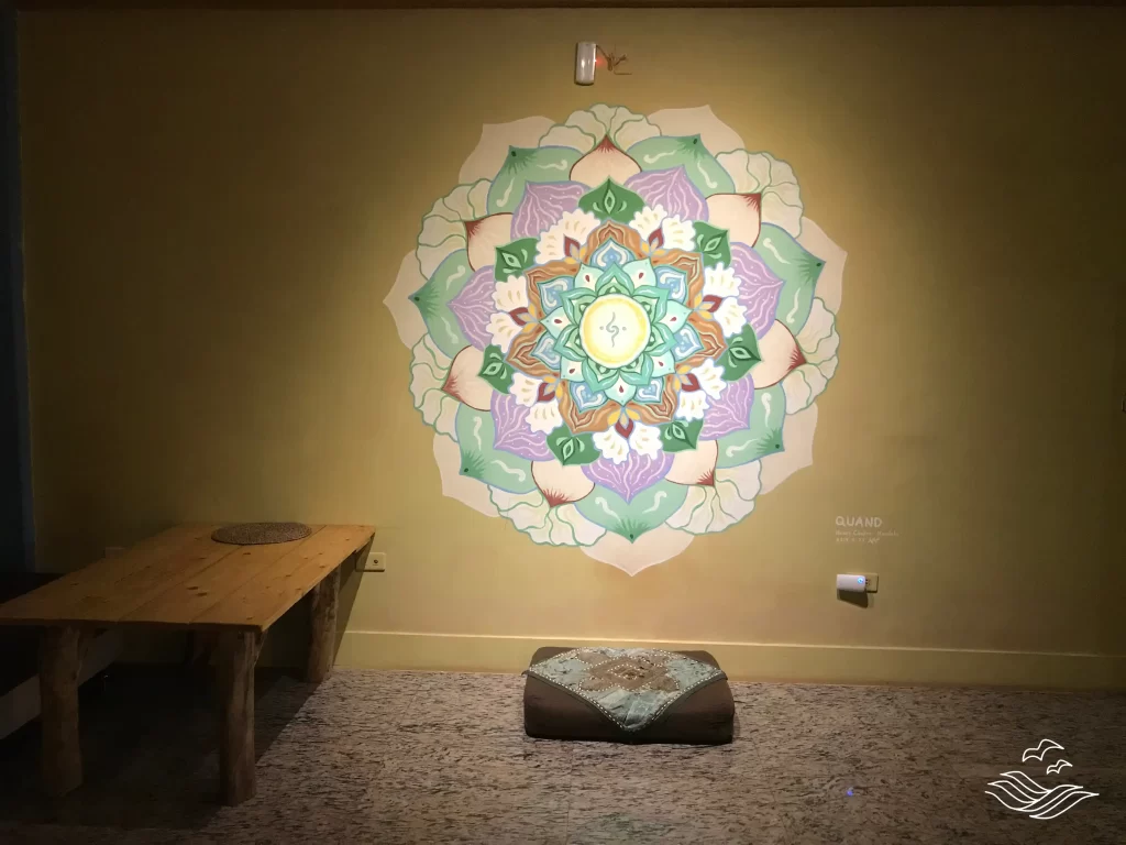 麵包蟲背包客棧