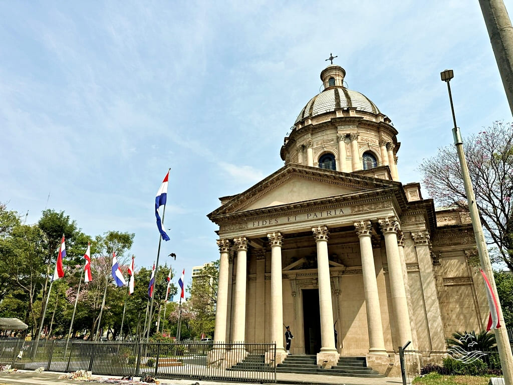 paraguay_panteon_nacional_de_los_heroes
